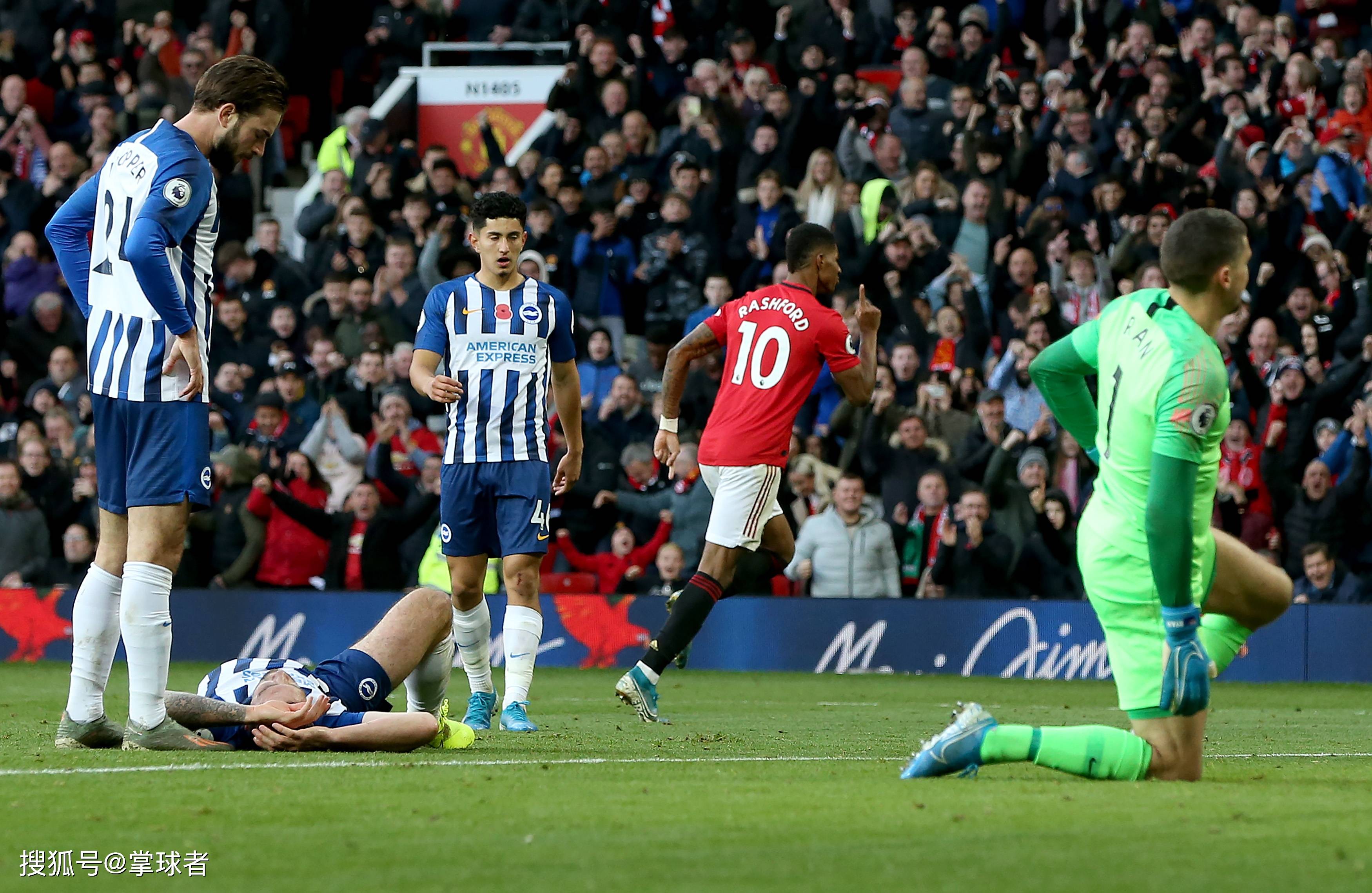 纳斯表现出 纳斯表现出